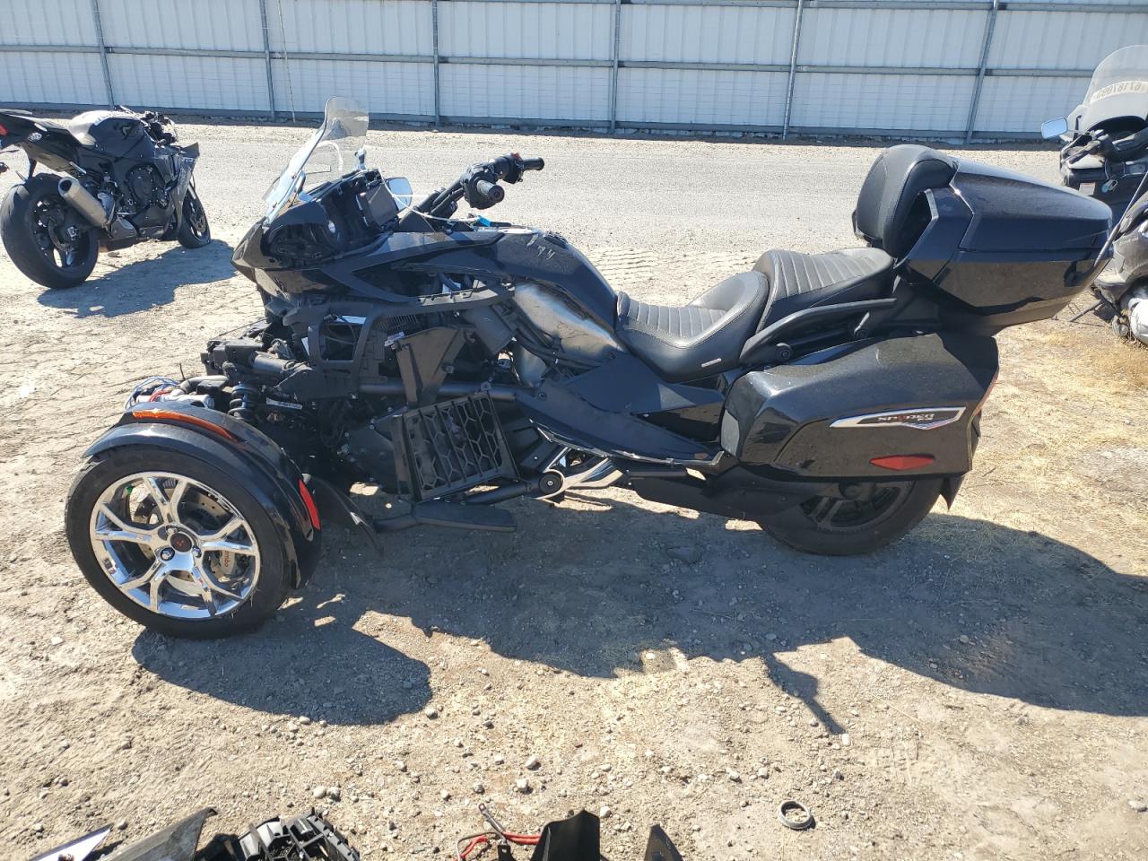 Lot #3032987020 2020 CAN-AM SPYDER ROA