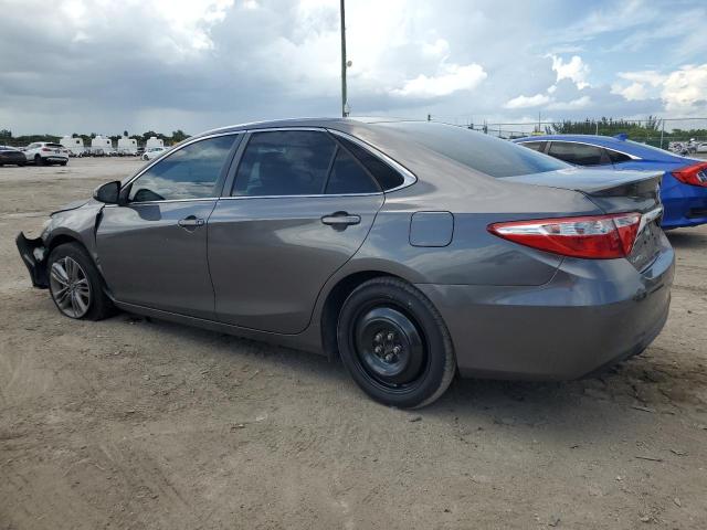 Vin: 4t1bf1fkxhu719469, lot: 70561874, toyota camry le 20172