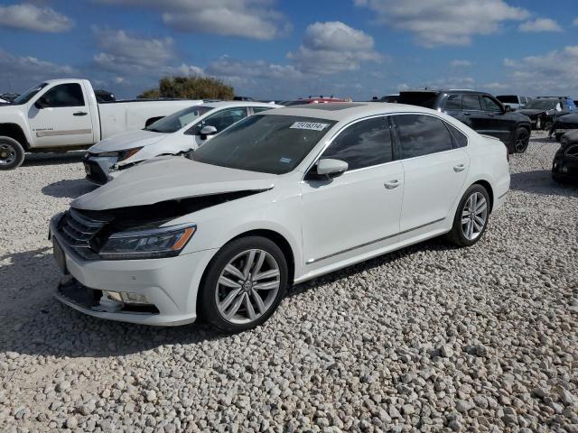 VIN 1VWGT7A38HC048828 2017 Volkswagen Passat, SE no.1