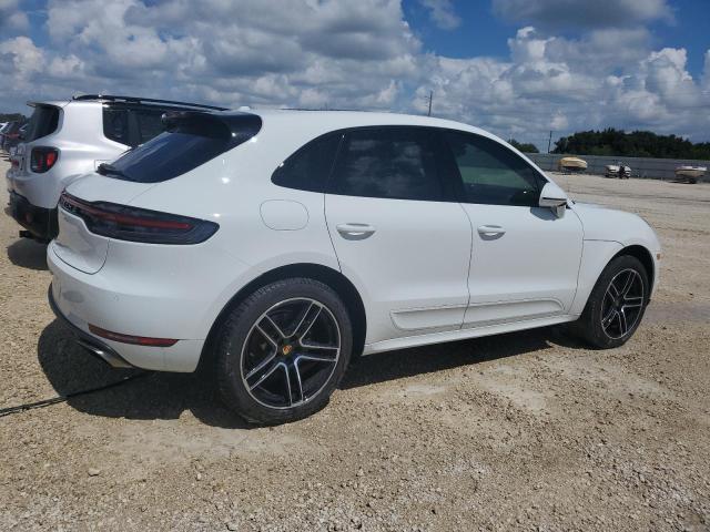 VIN WP1AA2A52MLB00675 2021 Porsche Macan no.3