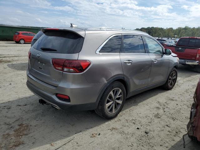 2019 KIA SORENTO EX - 5XYPH4A56KG469213