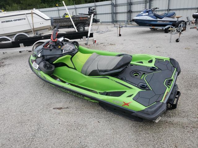 BOMBARDIER SEADOO 2020 green   YDV26381K920 photo #4