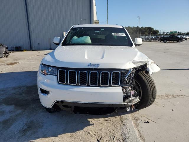 2017 JEEP GRAND CHER - 1C4RJEAG5HC916275