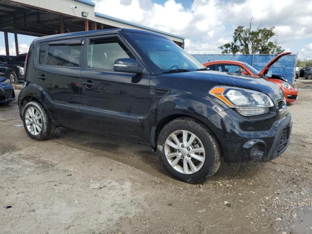 VIN KNDJT2A61D7505827 2013 KIA Soul, + no.4