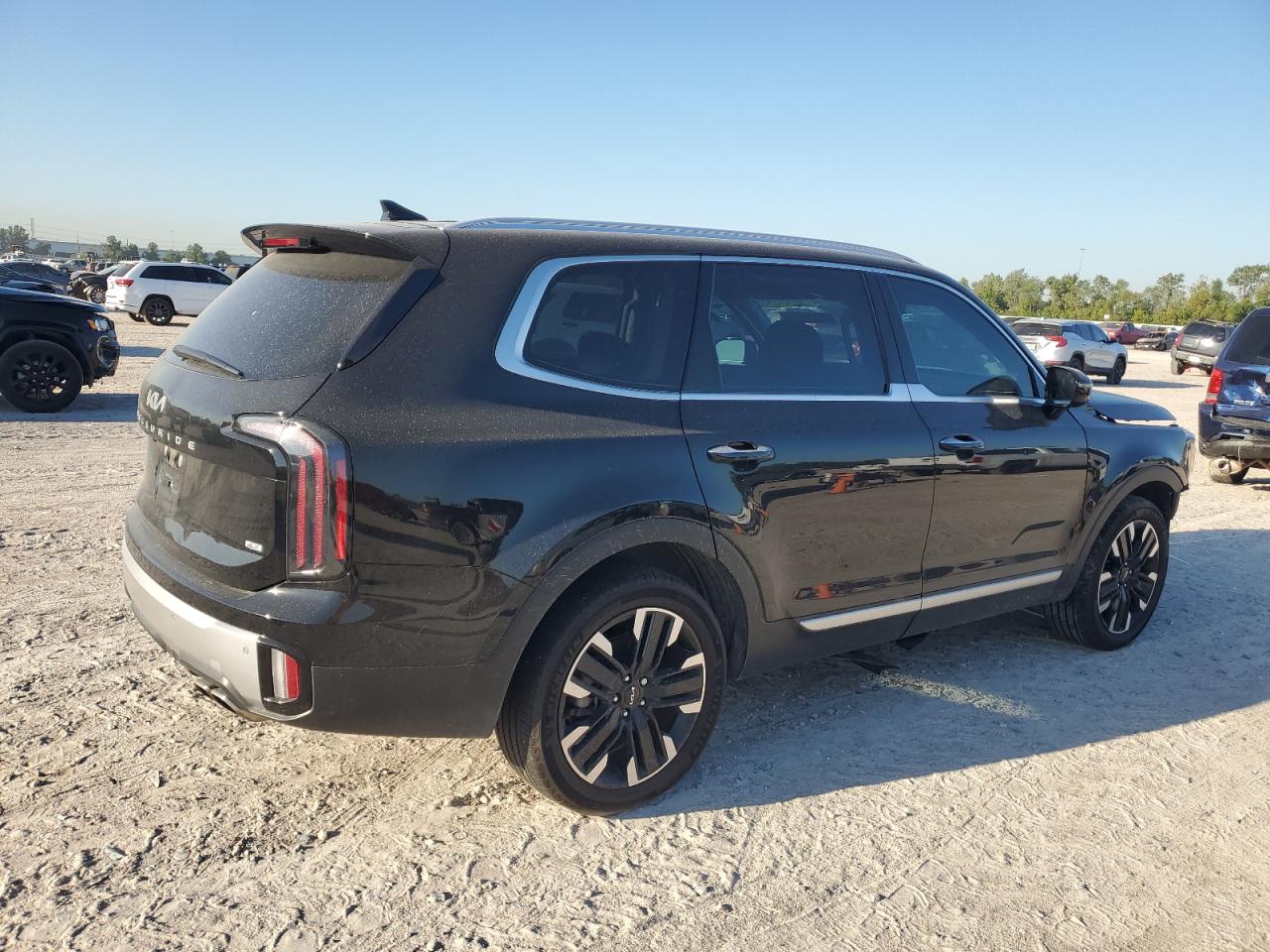 Lot #2957632061 2023 KIA TELLURIDE