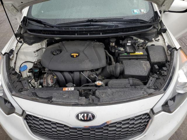 VIN KNAFK4A6XG5615048 2016 KIA Forte, LX no.11