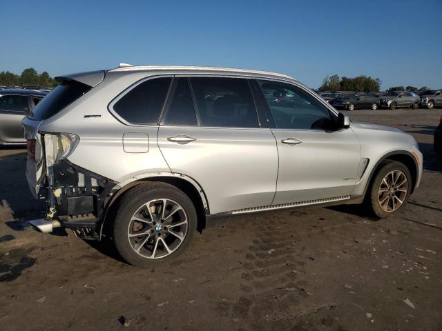 VIN 5UXKT0C50J0W03506 2018 BMW X5 no.3