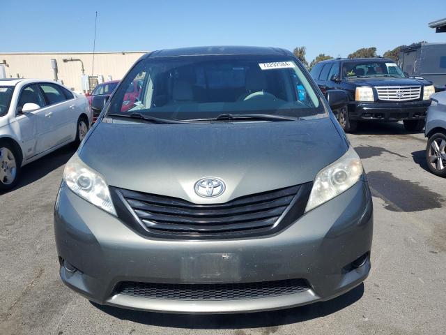 VIN 5TDZK3DC9DS318418 2013 Toyota Sienna no.5