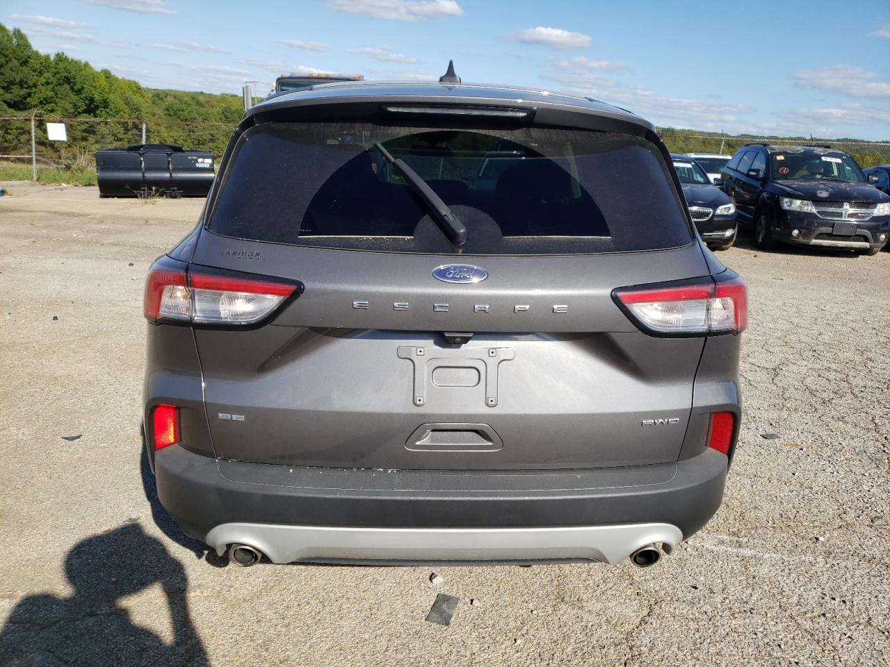 Lot #2888360694 2021 FORD ESCAPE SE