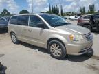 CHRYSLER TOWN & COU photo