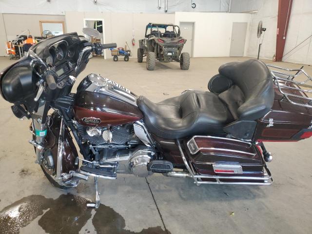 2011 HARLEY-DAVIDSON FLHTCU 1HD1FC411BB620966