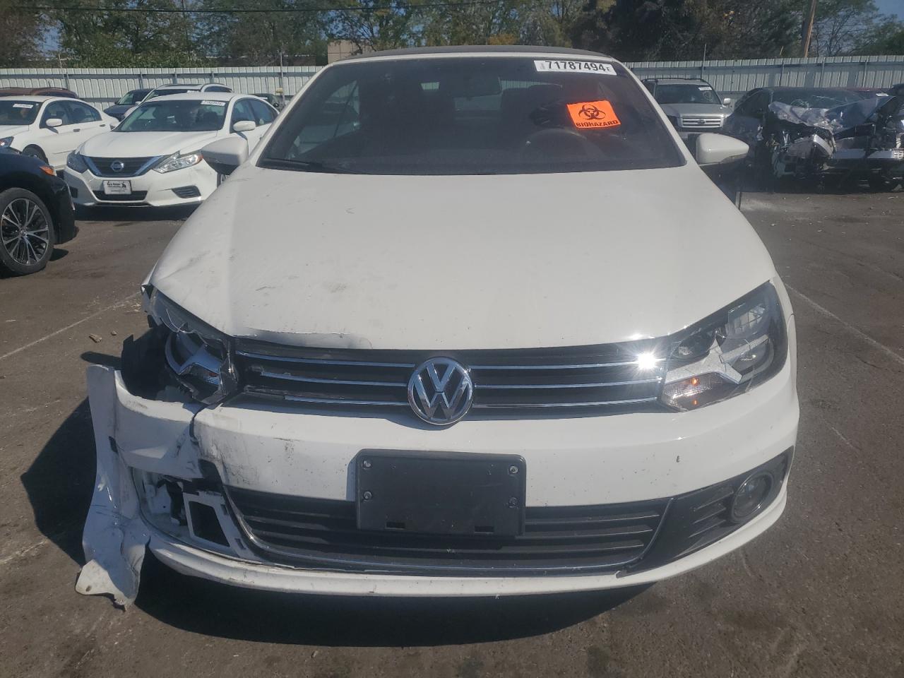 Lot #3041875473 2012 VOLKSWAGEN EOS KOMFOR