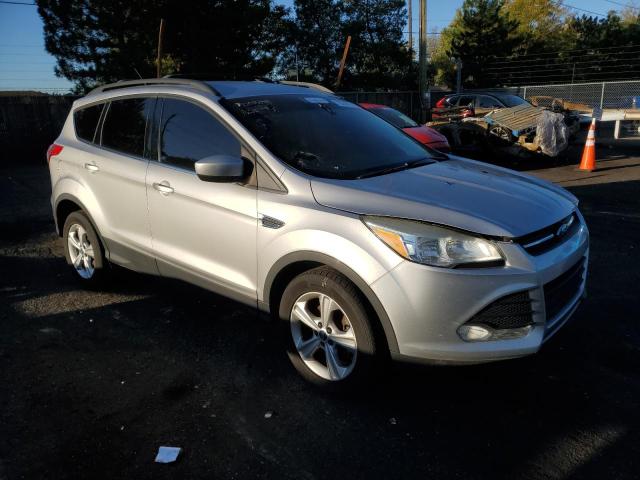 VIN 1FMCU0GX7DUB69530 2013 Ford Escape, SE no.4