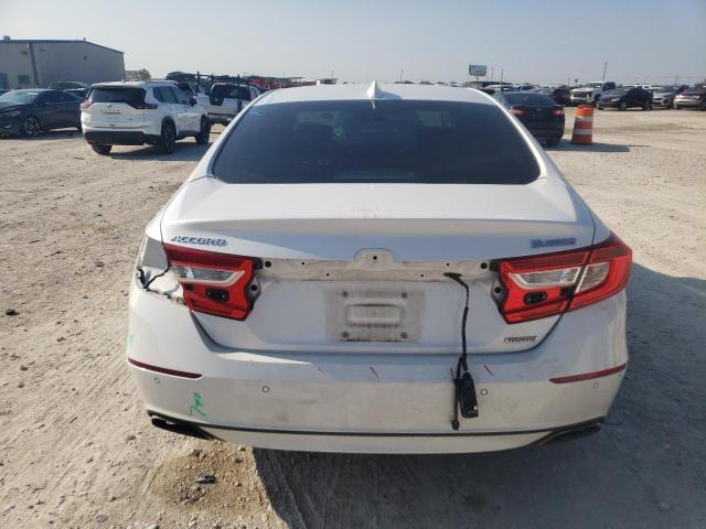 2018 HONDA ACCORD TOU 1HGCV1F98JA029771  70633834