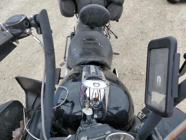 2011 HARLEY-DAVIDSON FLTRU 1HD1KGM12BB601815