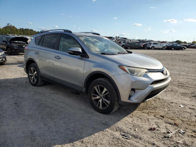 VIN 2T3WFREV7HW353165 2017 Toyota RAV4, Xle no.4