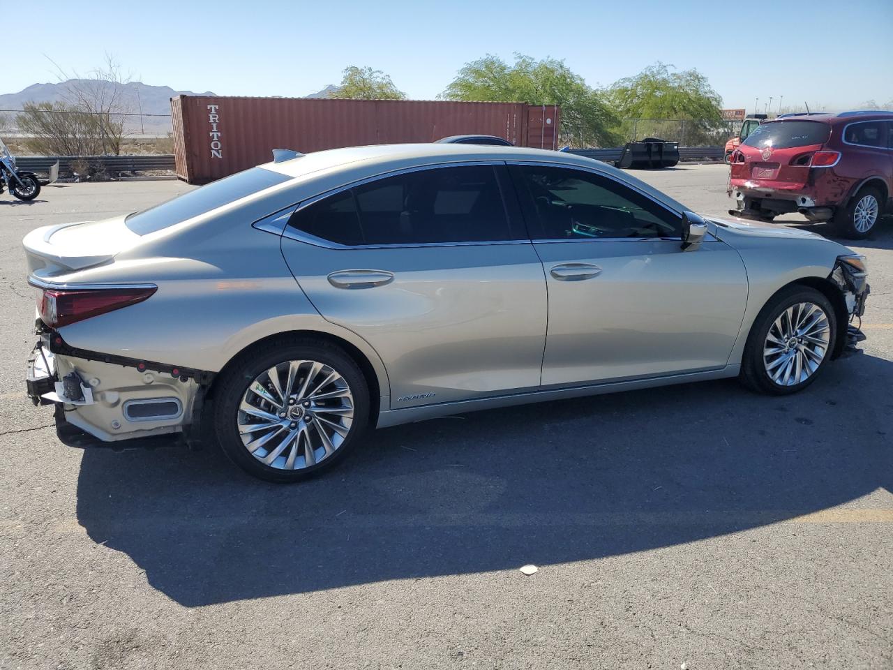 Lot #2957934814 2021 LEXUS ES 300H LU