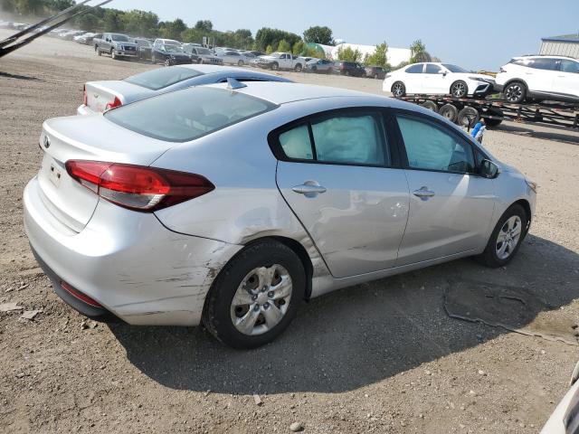 VIN 3KPFK4A75HE101027 2017 KIA Forte, LX no.3