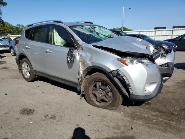 2015 TOYOTA RAV4 XLE - JTMRFREV7FJ026063