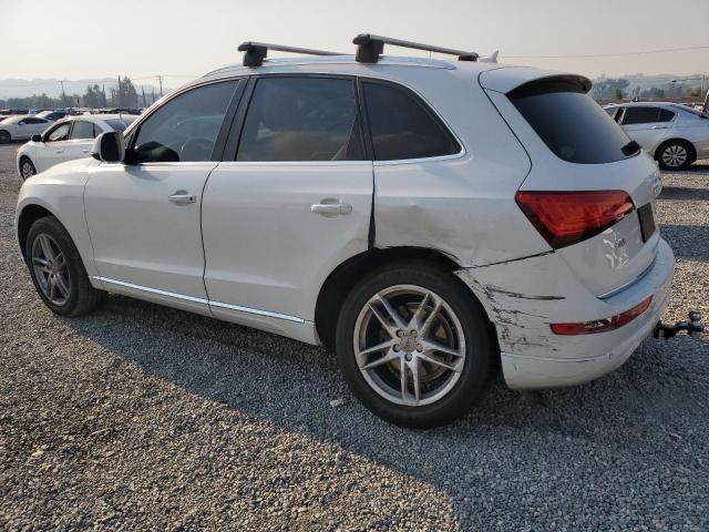 VIN WA1C2AFP2HA068737 2017 Audi Q5, Premium no.2