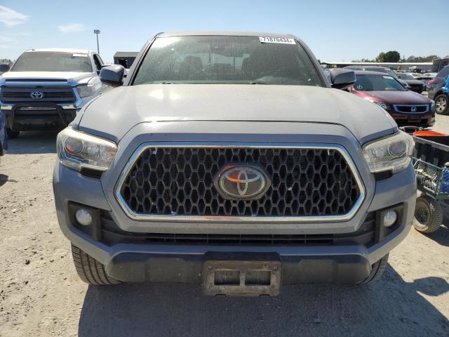 VIN 3TMCZ5AN0JM156841 2018 Toyota Tacoma, Double Cab no.5