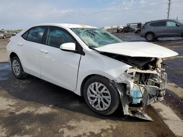 VIN 2T1BURHE5JC036128 2018 Toyota Corolla, L no.4