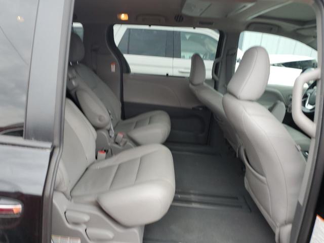 2019 TOYOTA SIENNA XLE - 5TDYZ3DC2KS994441