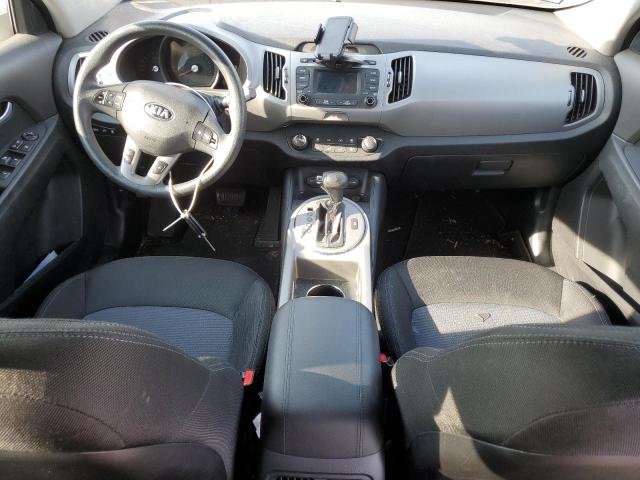 VIN KNDPBCAC5G7798824 2016 KIA Sportage, LX no.8