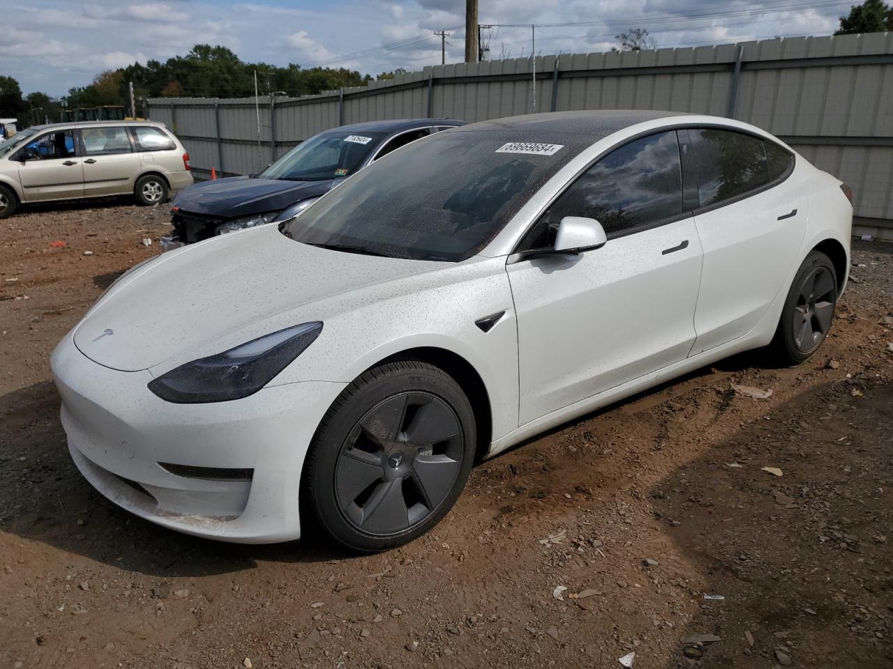 5YJ3E1EA5PF681841 - 2023 Tesla MODEL 3