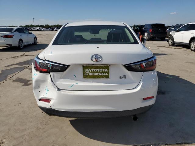 VIN 3MYDLBYV8HY173059 2017 Toyota Yaris no.6