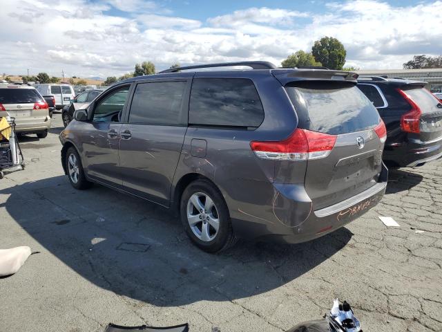 2013 TOYOTA SIENNA LE 5TDKK3DC2DS304507  72272274