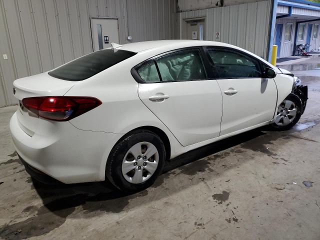 VIN 3KPFK4A76JE230173 2018 KIA Forte, LX no.3