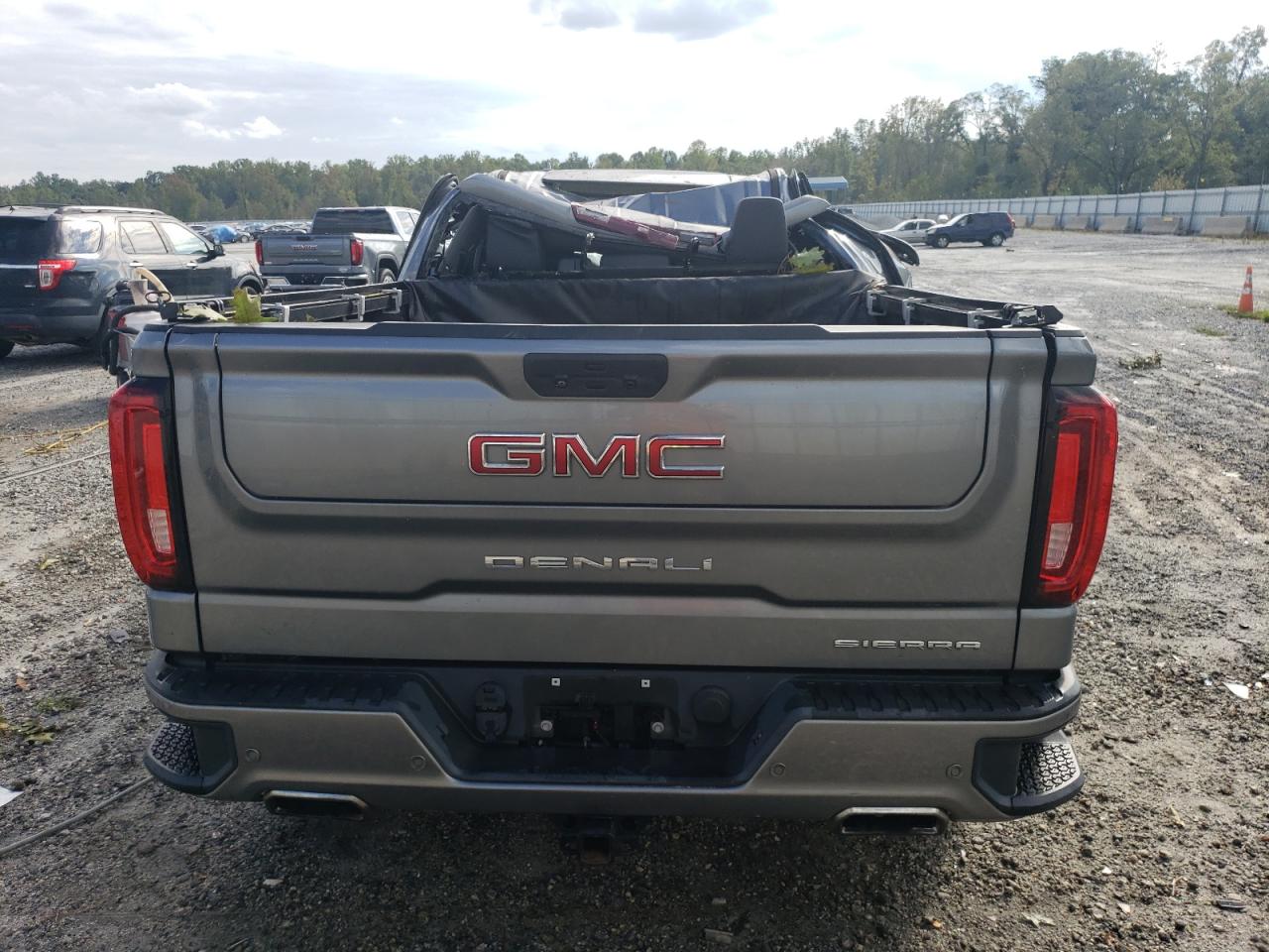 Lot #2955346470 2019 GMC SIERRA K15