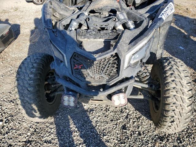 2017 CAN-AM MAVERICK X - 3JBVDAW20HK000161