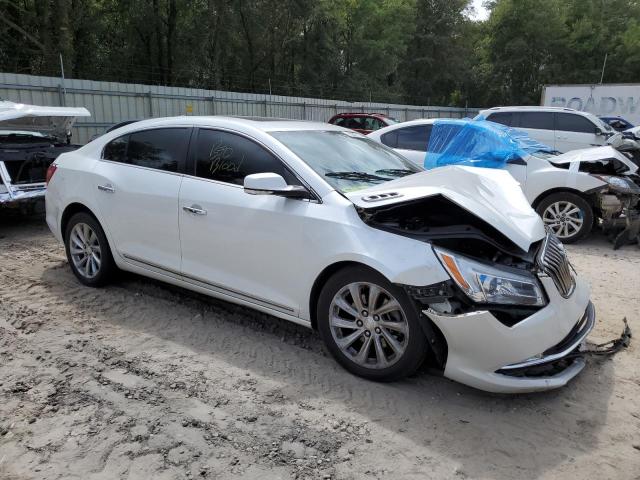 VIN 1G4GB5G31GF282965 2016 Buick Lacrosse no.4