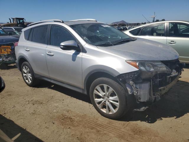 VIN 2T3DFREV0FW343193 2015 Toyota RAV4, Limited no.4