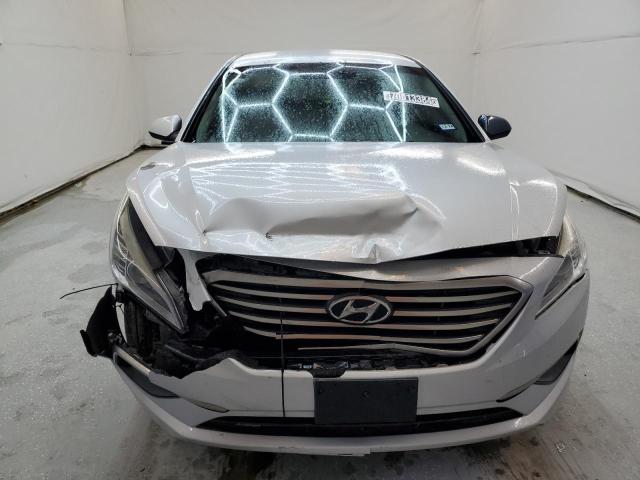 VIN 5NPE24AF4HH502261 2017 Hyundai Sonata, SE no.5