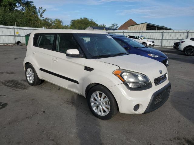 VIN KNDJT2A62D7544667 2013 KIA Soul, + no.4