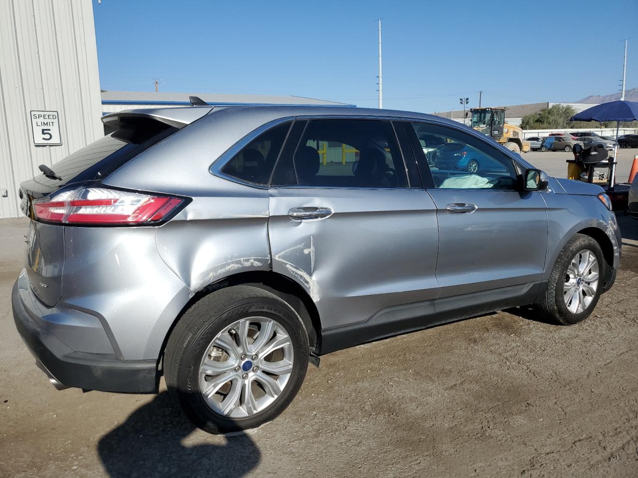 Lot #2923497119 2022 FORD EDGE TITAN