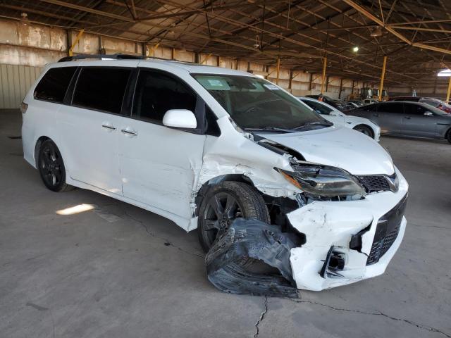 2018 TOYOTA SIENNA SE 5TDXZ3DC2JS924450