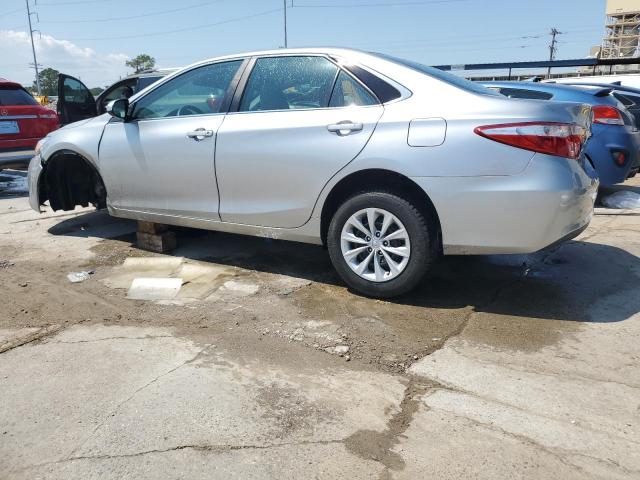 VIN 4T4BF1FK3FR487767 2015 Toyota Camry, LE no.2