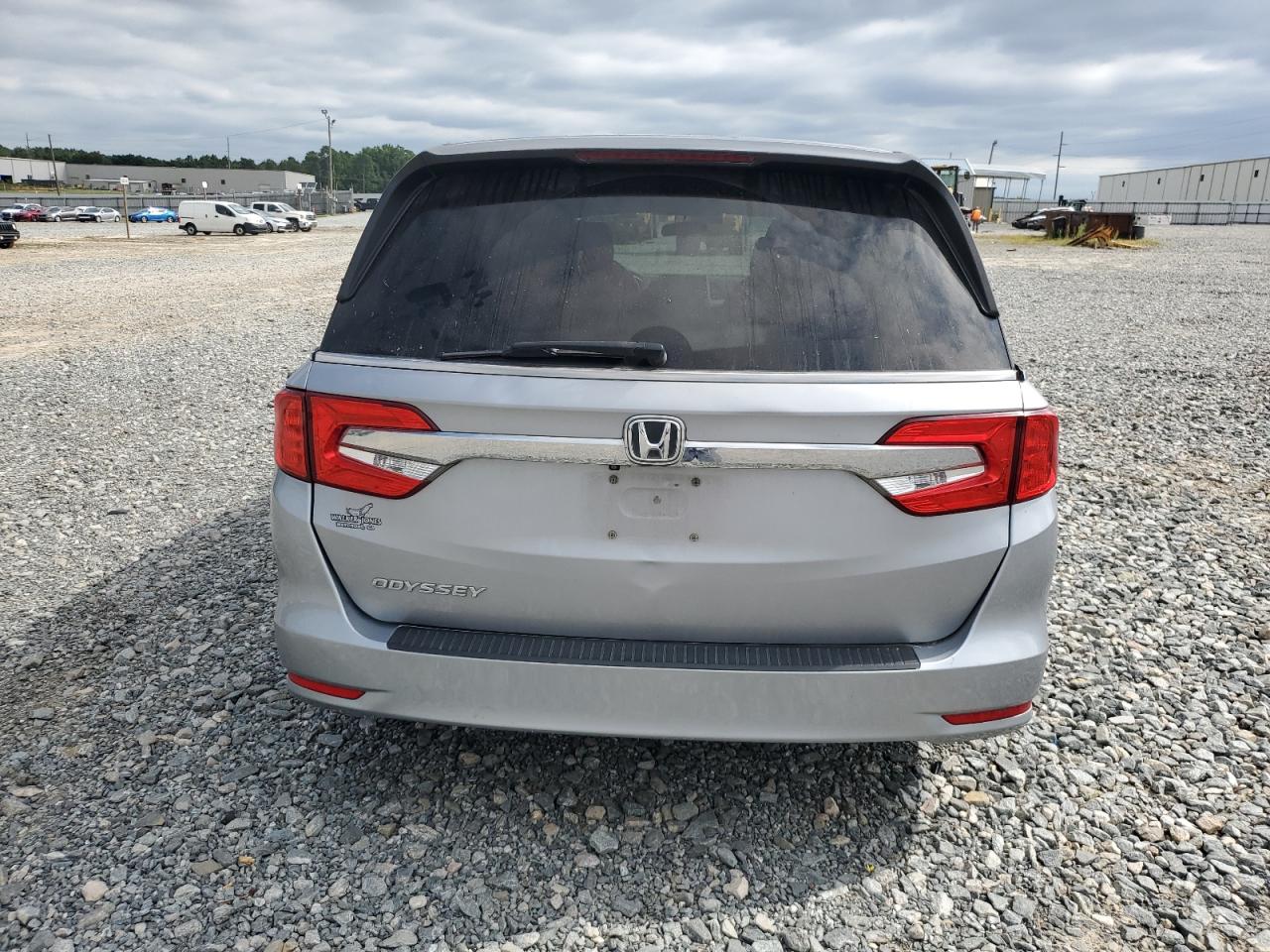 Lot #2940534477 2018 HONDA ODYSSEY LX