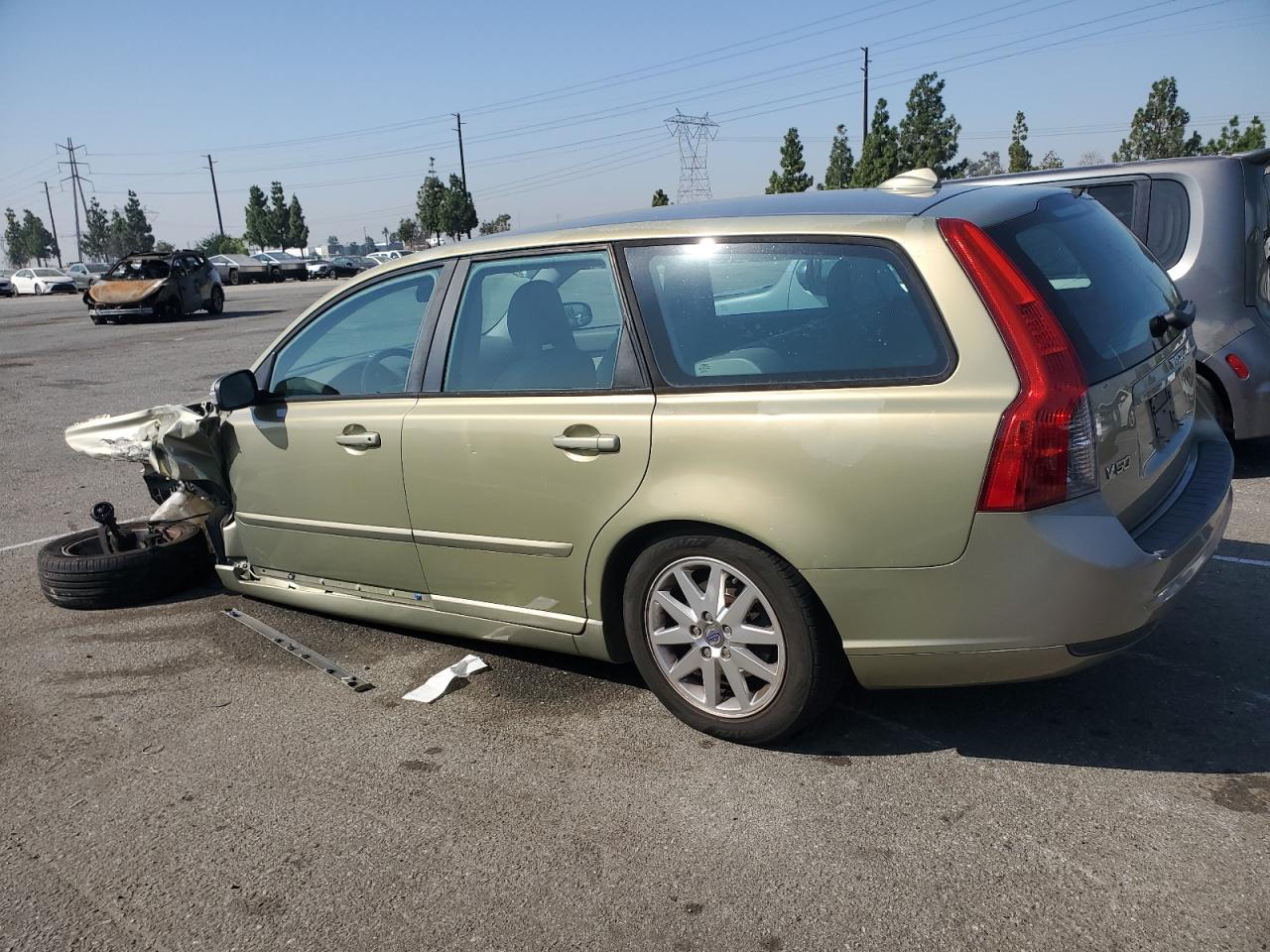 VOLVO V50 2.4I 2008 green  gas YV1MW390082426804 photo #3