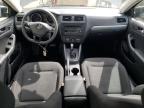 VOLKSWAGEN JETTA SE photo