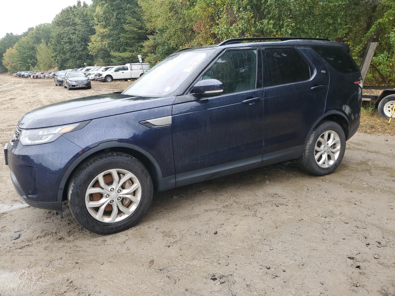 Land Rover Discovery 2019 SE