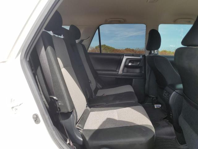2019 TOYOTA 4RUNNER SR - JTEBU5JR1K5729956
