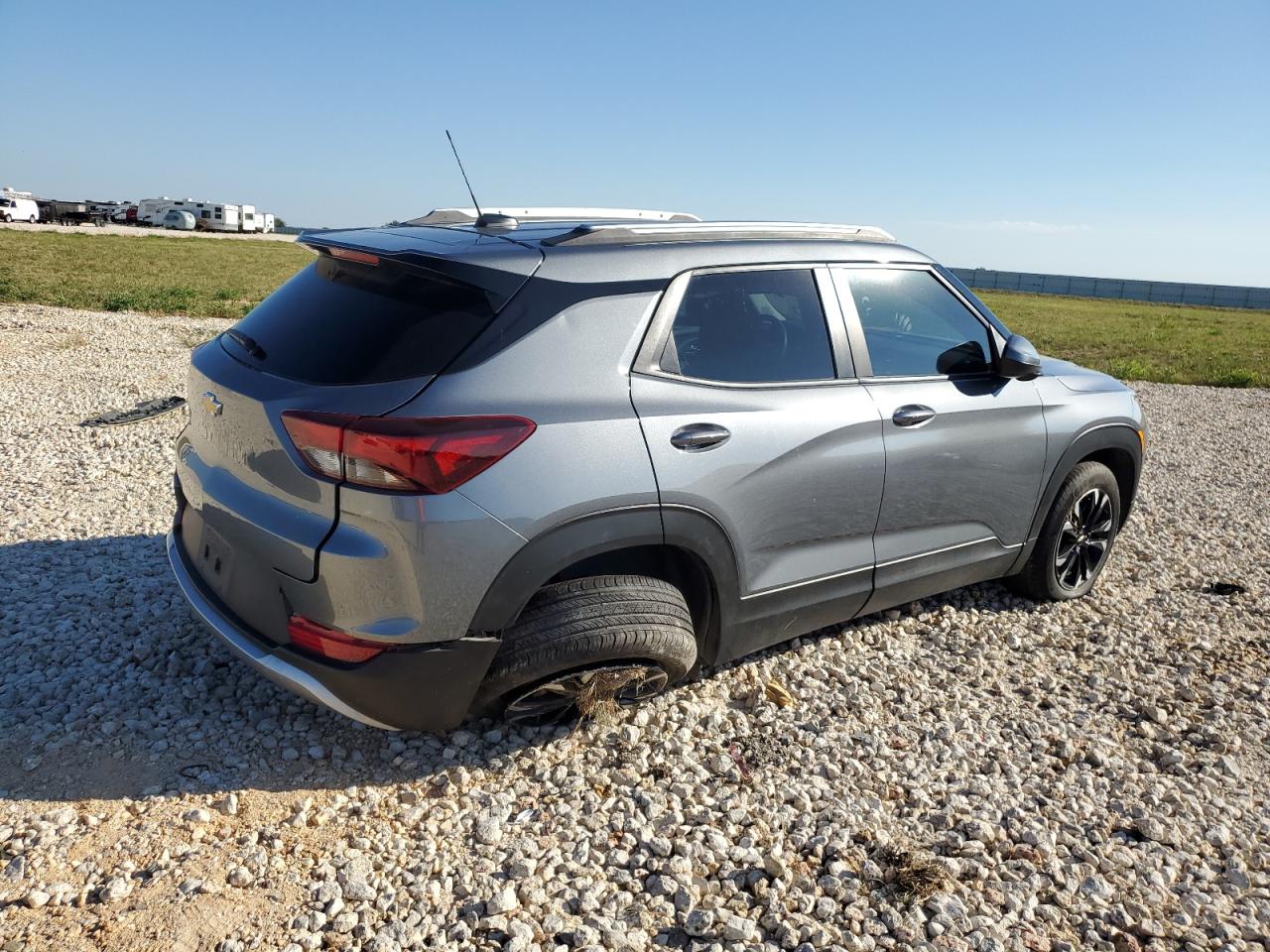 CHEVROLET TRAILBLAZE 2022 gray  gas KL79MPSL1NB047185 photo #4