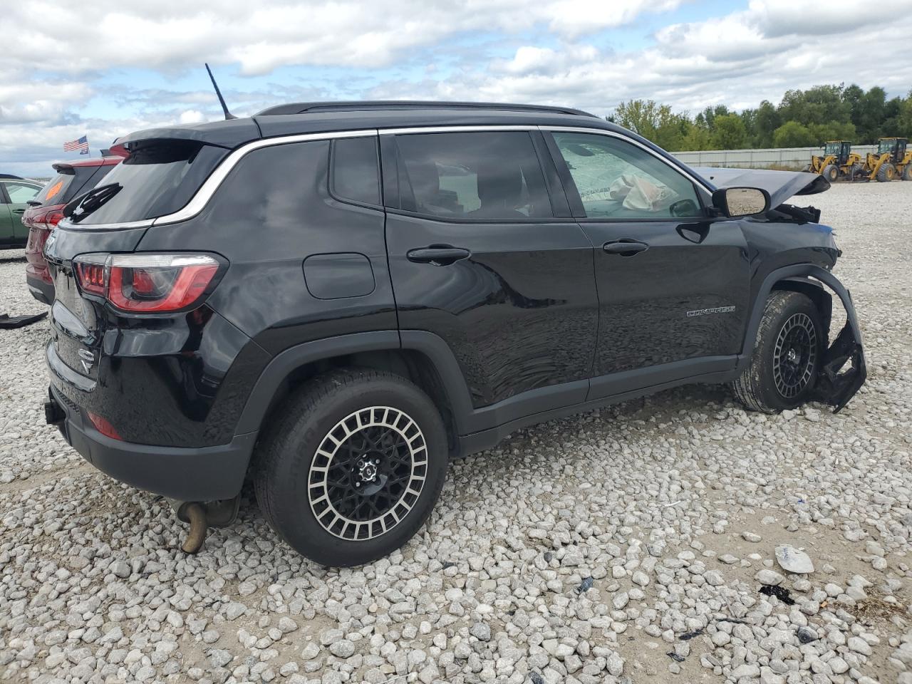 Lot #3050459246 2017 JEEP COMPASS LA