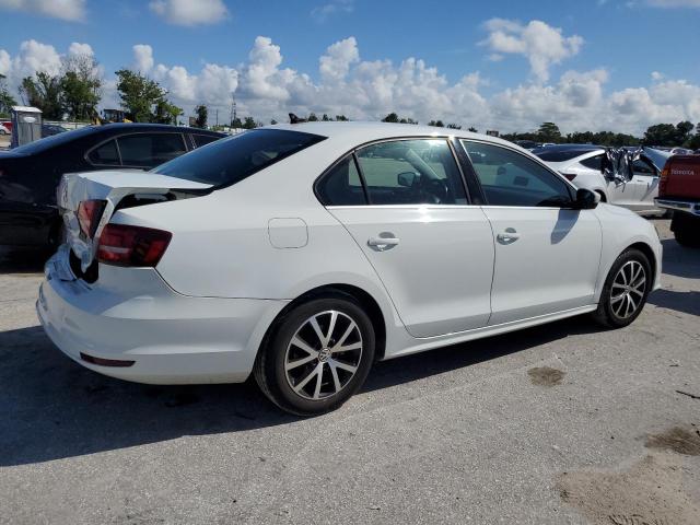 2017 VOLKSWAGEN JETTA SE - 3VWDB7AJ2HM364017