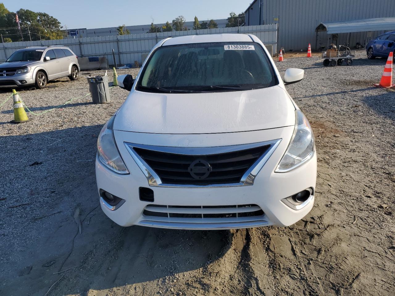 NISSAN VERSA S